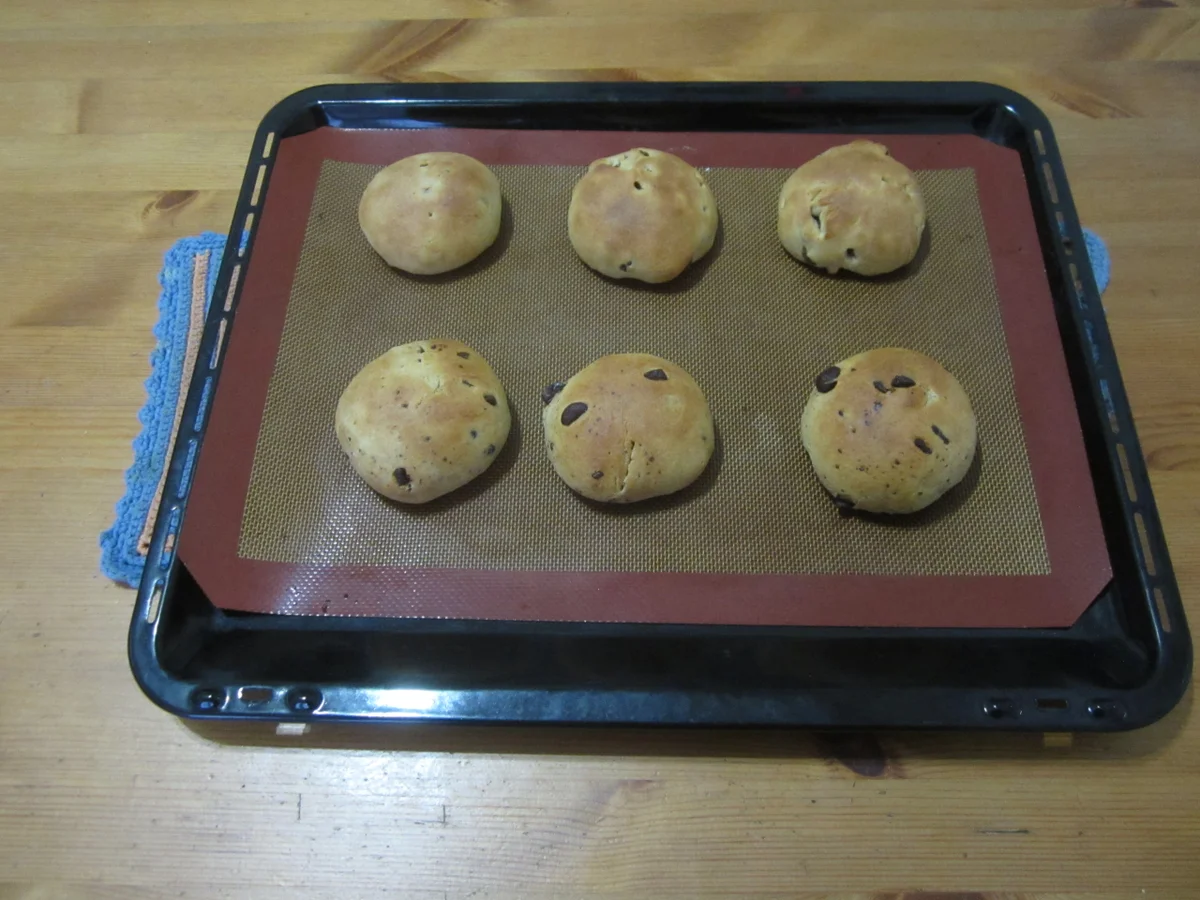 Rezept: Vegane Schoko- und Rosinenbrötchen Bild Nr. 14216 Vegane Schoko- und Rosinenbrötchen - Rezept - Bild Nr. 14216