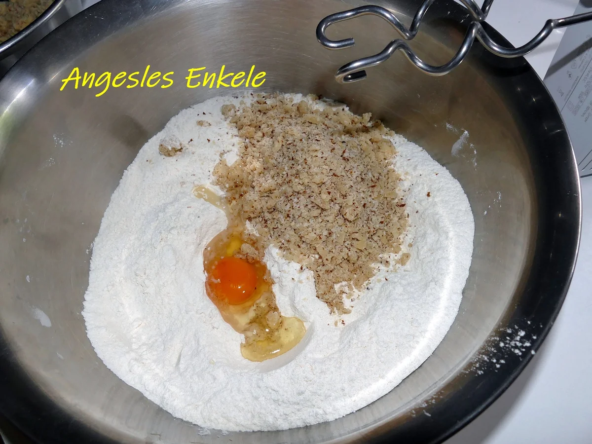 Streuselkuchen mit marinierten Erdbeeren - Rezept - Bild Nr. 14206