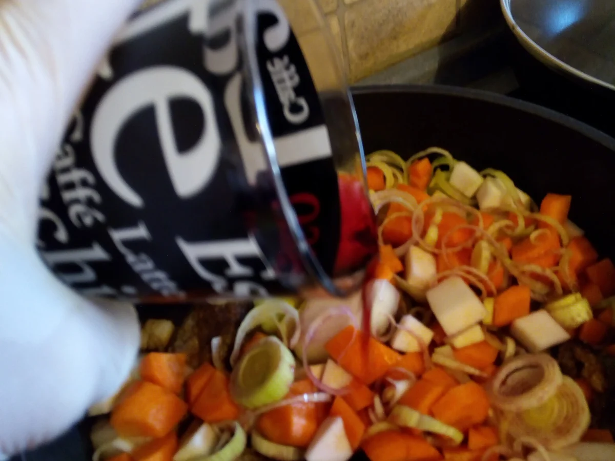 Rezept: Rouladen , weißer Spargel mit Beilagen zur kochbar Challenge Juni 2021 Bild Nr. 14218 Rouladen , weißer Spargel mit Beilagen zur kochbar Challenge Juni 2021 - Rezept - Bild Nr. 14218