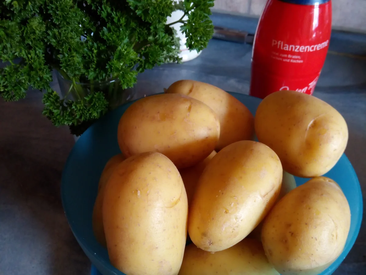 Rezept: Rouladen , weißer Spargel mit Beilagen zur kochbar Challenge Juni 2021 Bild Nr. 14227 Rouladen , weißer Spargel mit Beilagen zur kochbar Challenge Juni 2021 - Rezept - Bild Nr. 14227