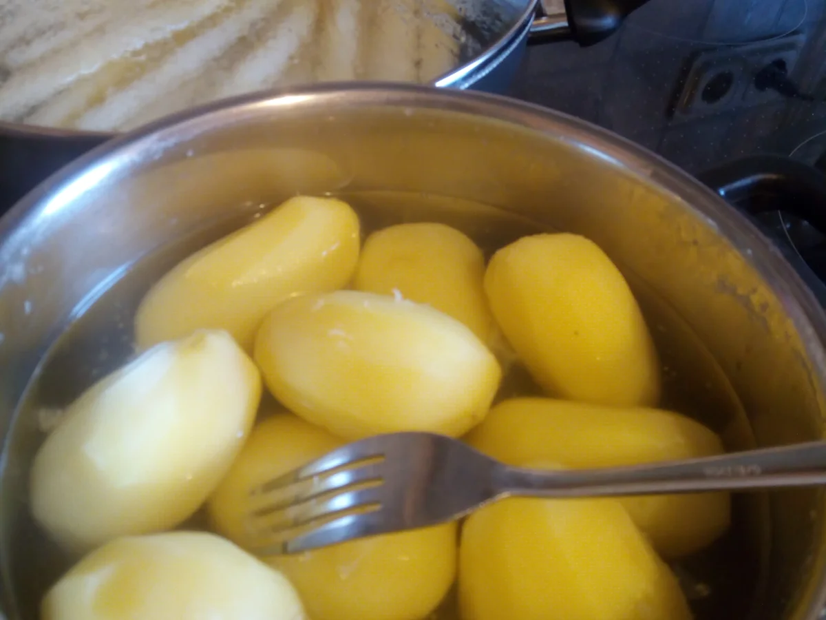 Rezept: Rouladen , weißer Spargel mit Beilagen zur kochbar Challenge Juni 2021 Bild Nr. 14234 Rouladen , weißer Spargel mit Beilagen zur kochbar Challenge Juni 2021 - Rezept - Bild Nr. 14234