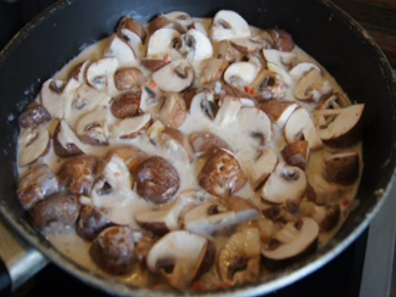 Knoblauch-Champignons mit Gnocchi - Rezept - Bild Nr. 12