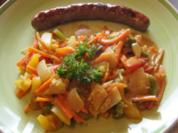 Kalbsbratwurst mit Möhren-Paprika-Rahm-Gemüse aus dem Wok - Rezept - Bild Nr. 3
