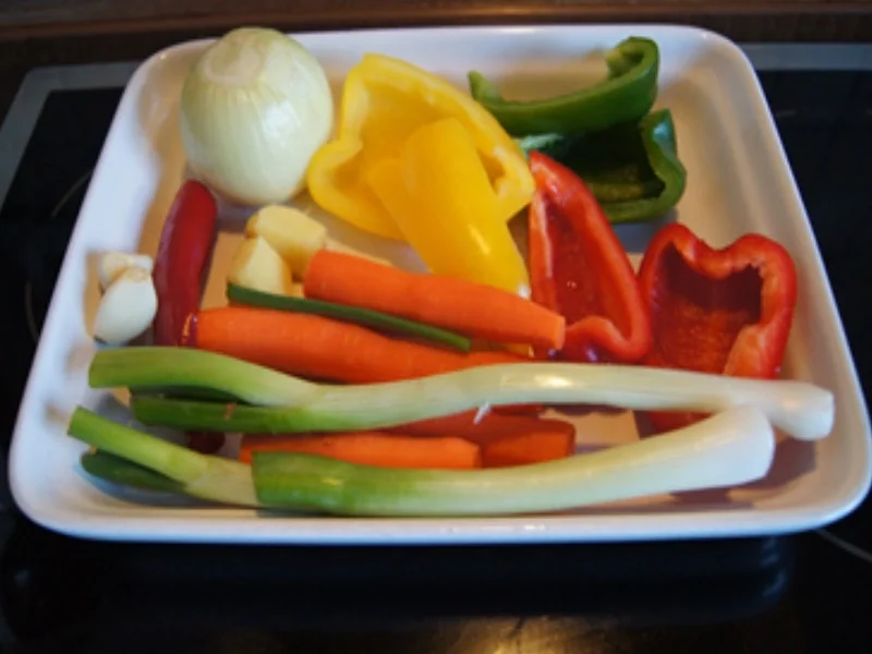 Kalbsbratwurst mit Möhren-Paprika-Rahm-Gemüse aus dem Wok - Rezept - Bild Nr. 7