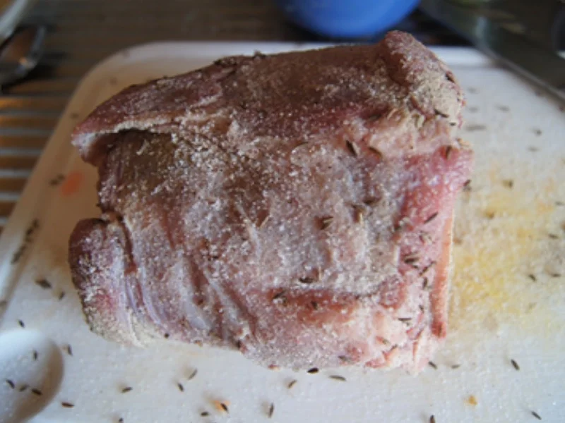 Rezept: Kalbshaxe mit Sauce und Kartoffel-Radieschen-Salat Bild Nr. 5 Kalbshaxe mit Sauce und Kartoffel-Radieschen-Salat - Rezept - Bild Nr. 5