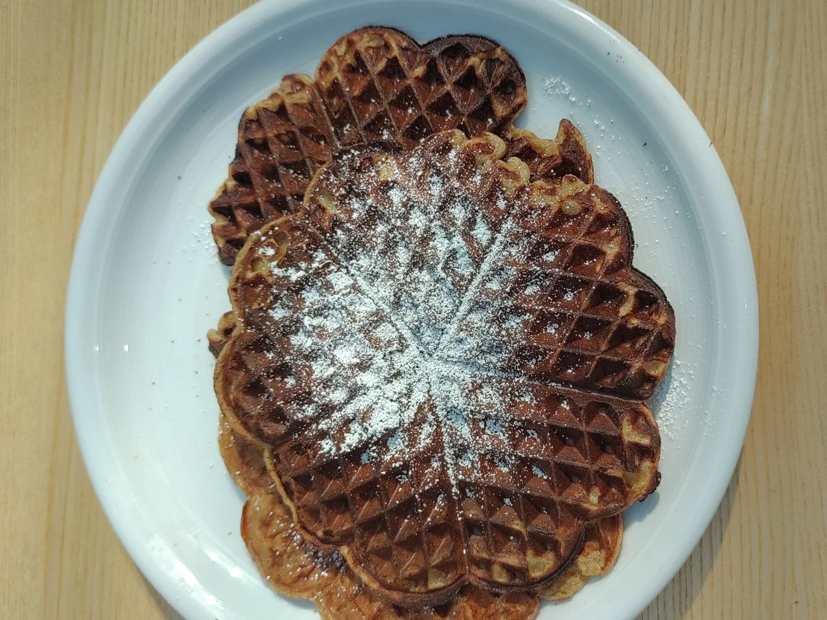 Rezept: Waffeln mit Bananen aus Dinkelsauerteig Bild Nr. 14245 Waffeln mit Bananen aus Dinkelsauerteig - Rezept - Bild Nr. 14245