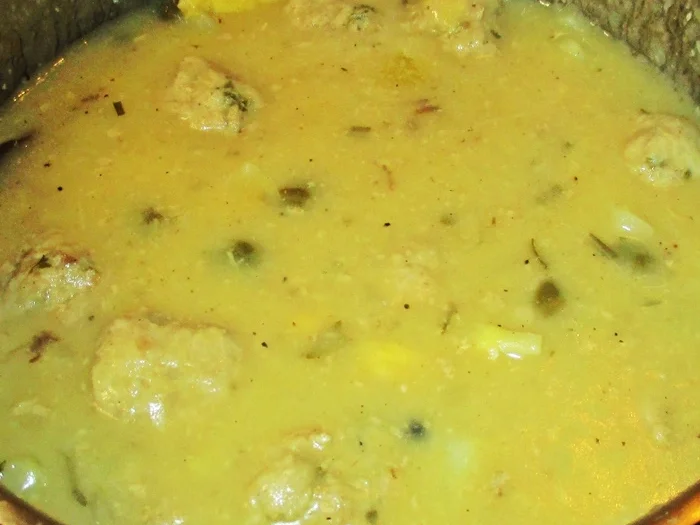 Rezept: Rinderhackbällchen in Spargelsoße Bild Nr. 3 Rinderhackbällchen in Spargelsoße - Rezept - Bild Nr. 3