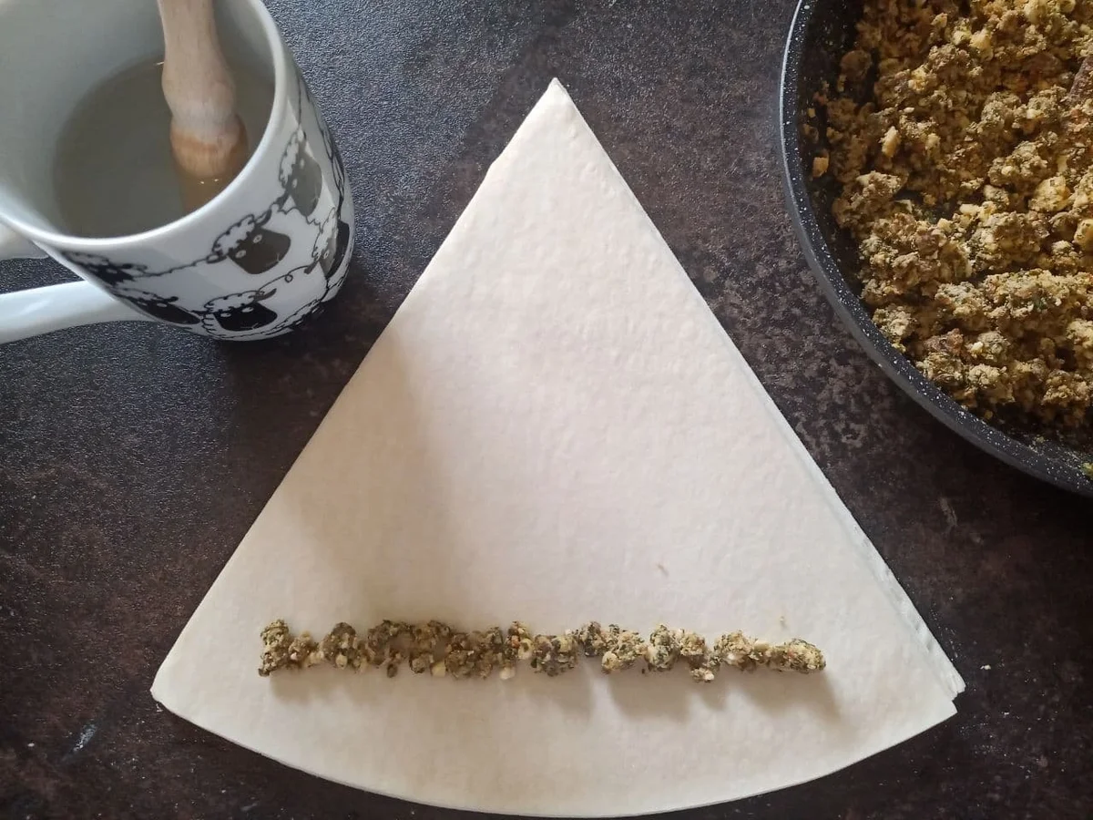 Rezept: Zigarren Börek mit Hack und Feta Bild Nr. 3 Zigarren Börek mit Hack und Feta - Rezept - Bild Nr. 3