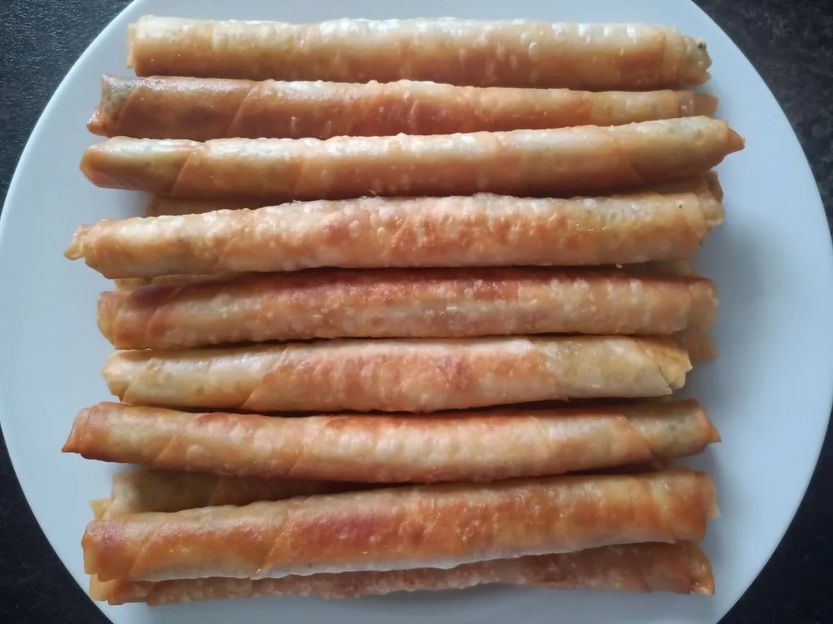 Rezept: Zigarren Börek mit Hack und Feta Bild Nr. 11 Zigarren Börek mit Hack und Feta - Rezept - Bild Nr. 11