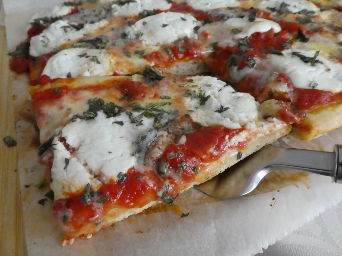 Dreierlei Käse-Pizza - Rezept - Bild Nr. 14242
