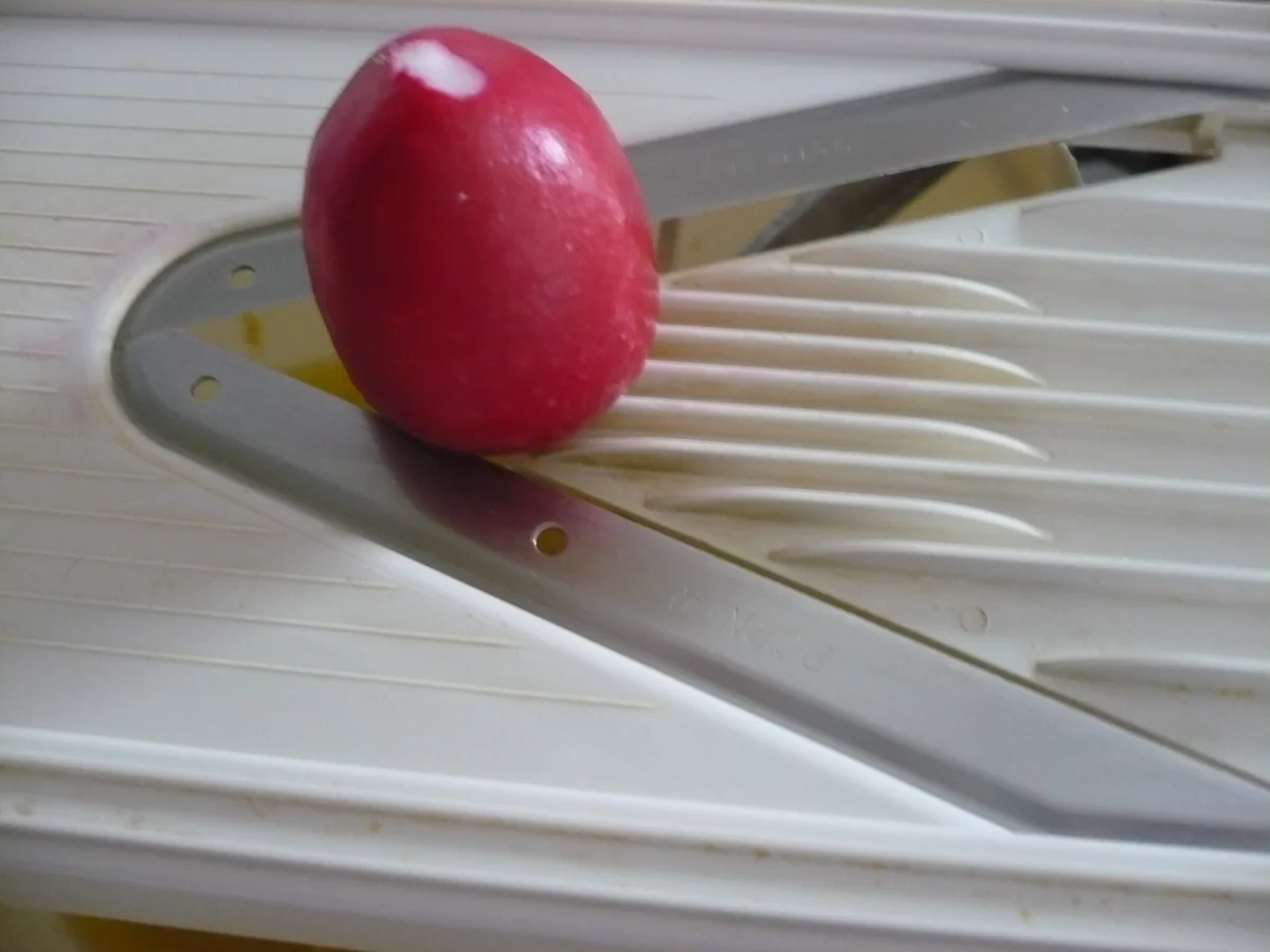 Fenchel - Radieschen - Salat mit geräucherter Forelle - Rezept - Bild Nr. 5