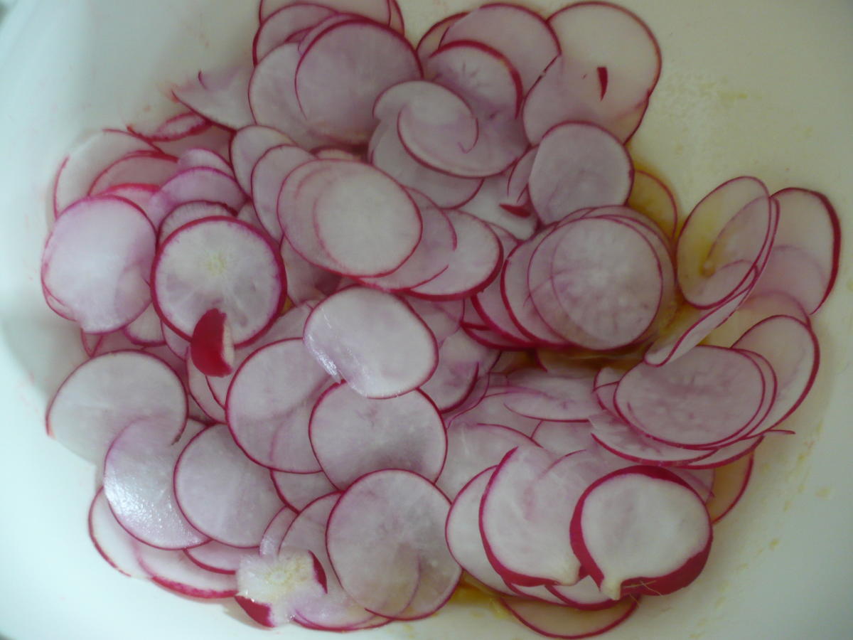 Fenchel - Radieschen - Salat mit geräucherter Forelle - Rezept - Bild Nr. 6