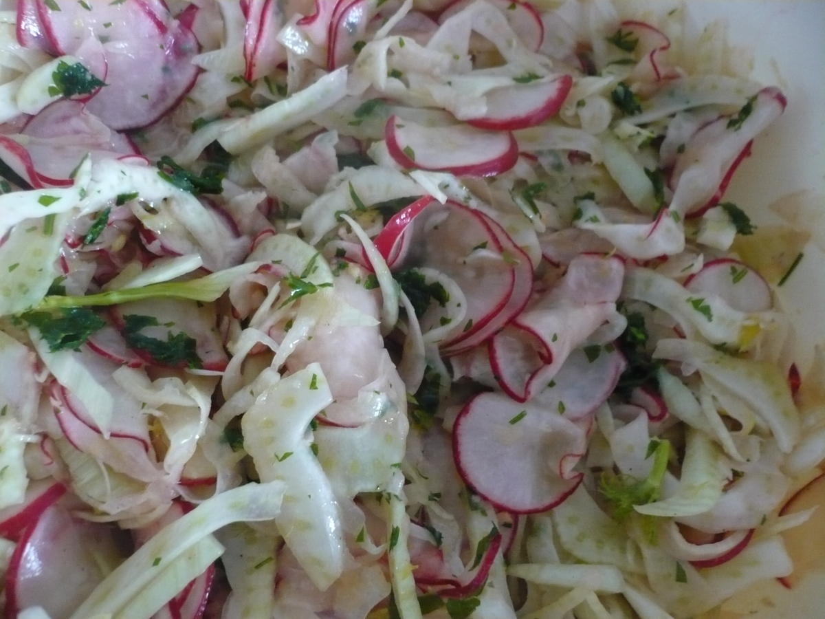 Fenchel - Radieschen - Salat mit geräucherter Forelle - Rezept - Bild Nr. 10