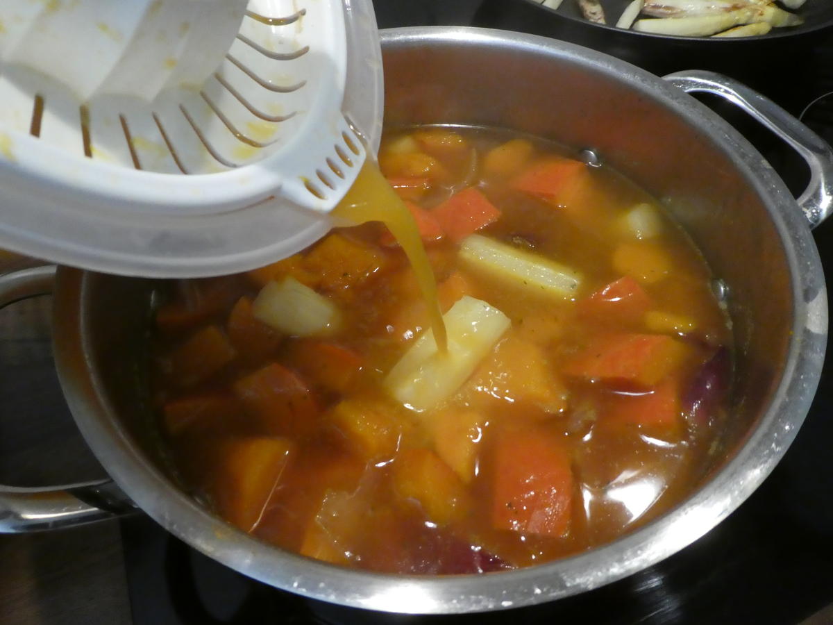 Hokkaido-Suppe mit gebratenem Spargel - Rezept - Bild Nr. 10
