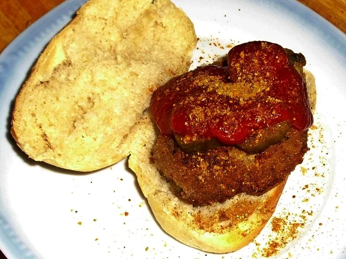 Rezept: Curryboulette im Brötchen Bild Nr. 3 Curryboulette im Brötchen - Rezept - Bild Nr. 3