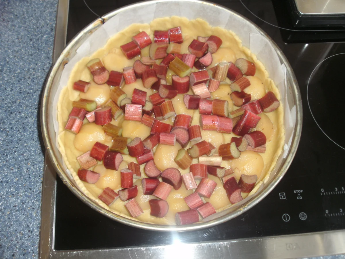 Rezept: Rhabarber - Pfirsichkuchen Bild Nr. 14265 Rhabarber - Pfirsichkuchen - Rezept - Bild Nr. 14265