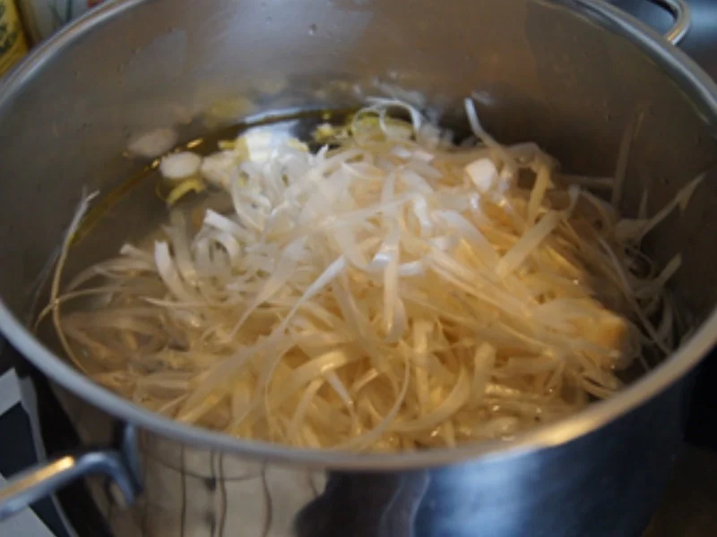 Rezept: Falsche Kalbsschnitzel mit Spargel und pikanter Sauce Bild Nr. 11 Falsche Kalbsschnitzel mit Spargel und pikanter Sauce - Rezept - Bild Nr. 11