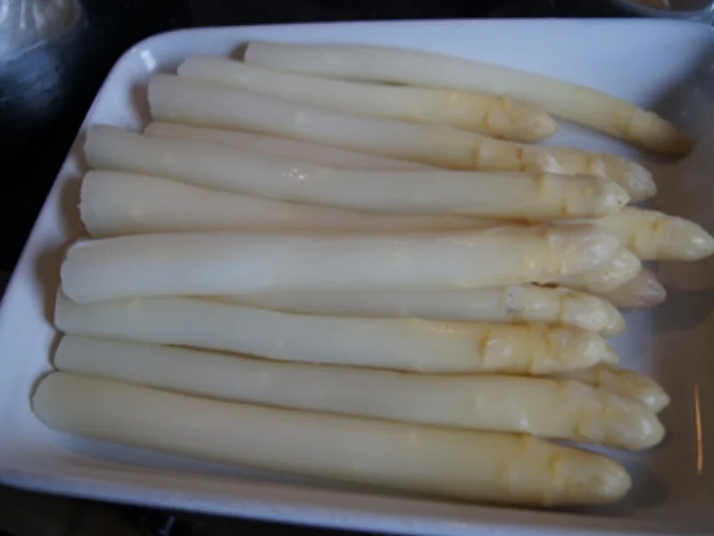 Rezept: Falsche Kalbsschnitzel mit Spargel und pikanter Sauce Bild Nr. 13 Falsche Kalbsschnitzel mit Spargel und pikanter Sauce - Rezept - Bild Nr. 13