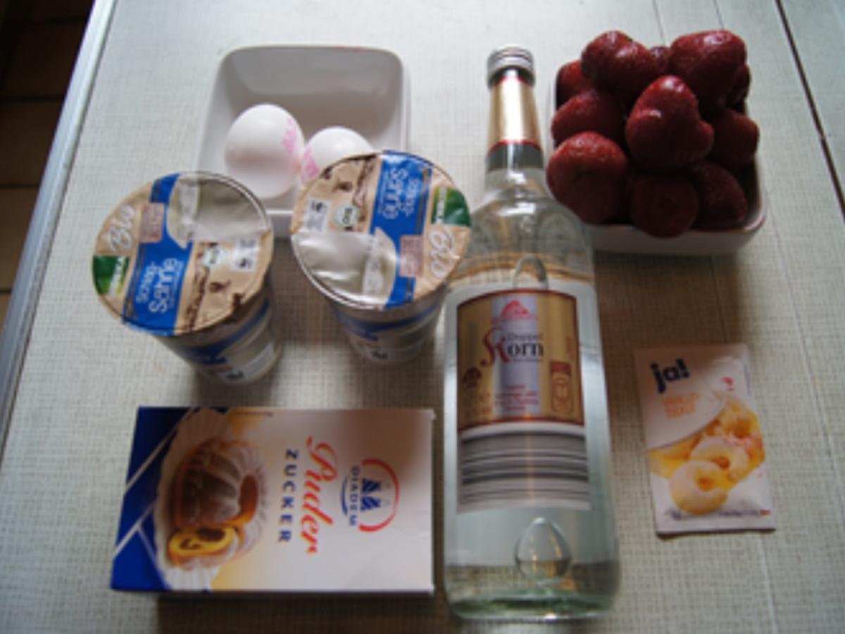 Erdbeer-Sahne-Likör - Rezept mit Bild - kochbar.de