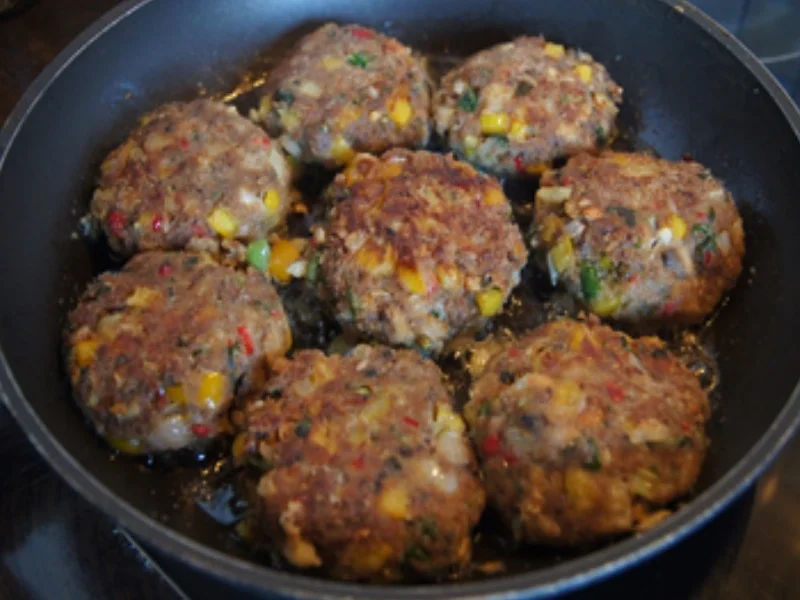 Würzige Buletten - Rezept - Bild Nr. 20