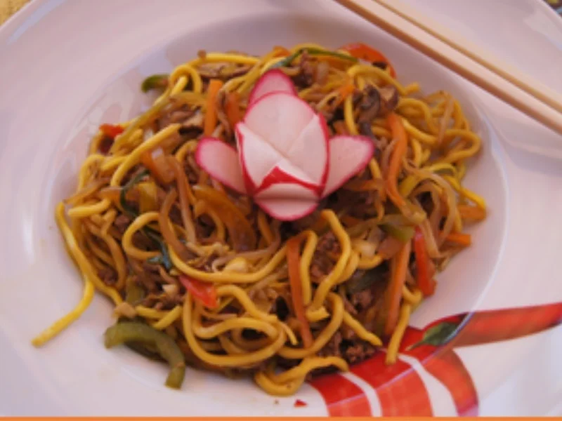 Rezept: Mie-Nudeln mit Rinderhackfleisch und Gemüsemix Bild Nr. 14305 Mie-Nudeln mit Rinderhackfleisch und Gemüsemix - Rezept - Bild Nr. 14305