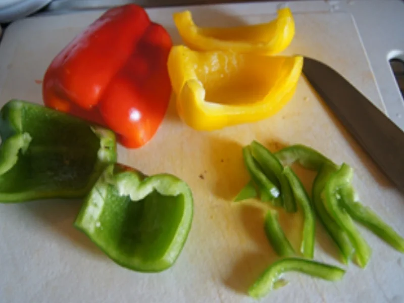 Rezept: Mie-Nudeln mit Rinderhackfleisch und Gemüsemix Bild Nr. 14311 Mie-Nudeln mit Rinderhackfleisch und Gemüsemix - Rezept - Bild Nr. 14311