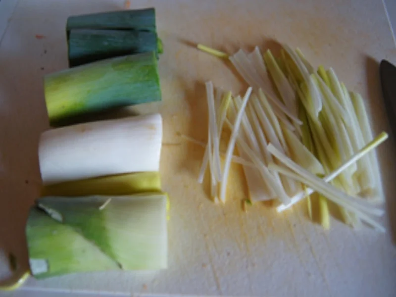 Rezept: Mie-Nudeln mit Rinderhackfleisch und Gemüsemix Bild Nr. 14312 Mie-Nudeln mit Rinderhackfleisch und Gemüsemix - Rezept - Bild Nr. 14312