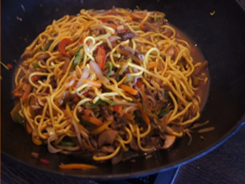 Rezept: Mie-Nudeln mit Rinderhackfleisch und Gemüsemix Bild Nr. 14329 Mie-Nudeln mit Rinderhackfleisch und Gemüsemix - Rezept - Bild Nr. 14329
