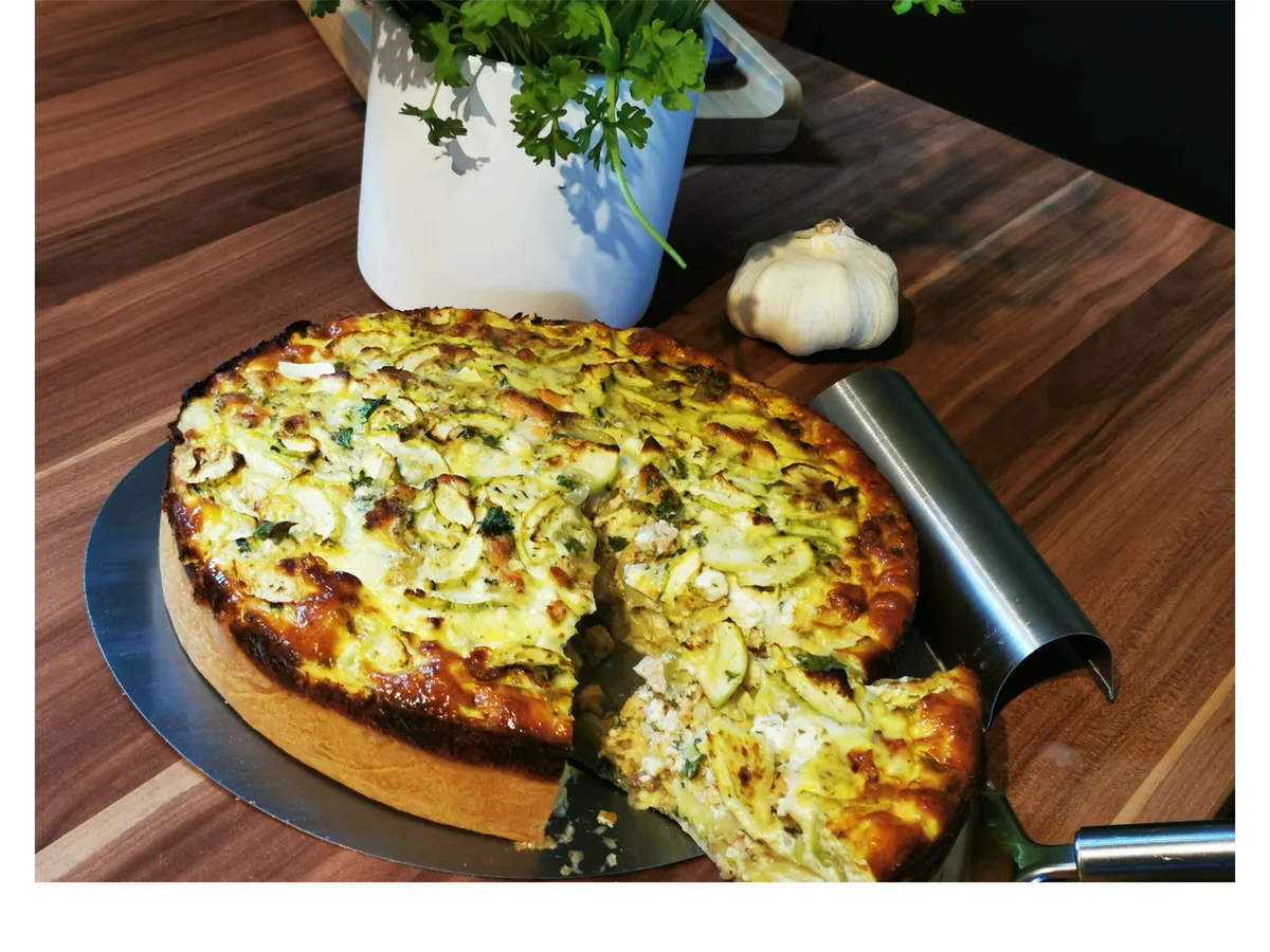 Rezept: BiNe` S ZUCCHINI - LACHS - QUICHE Bild Nr. 14308 BiNe` S ZUCCHINI - LACHS - QUICHE - Rezept - Bild Nr. 14308