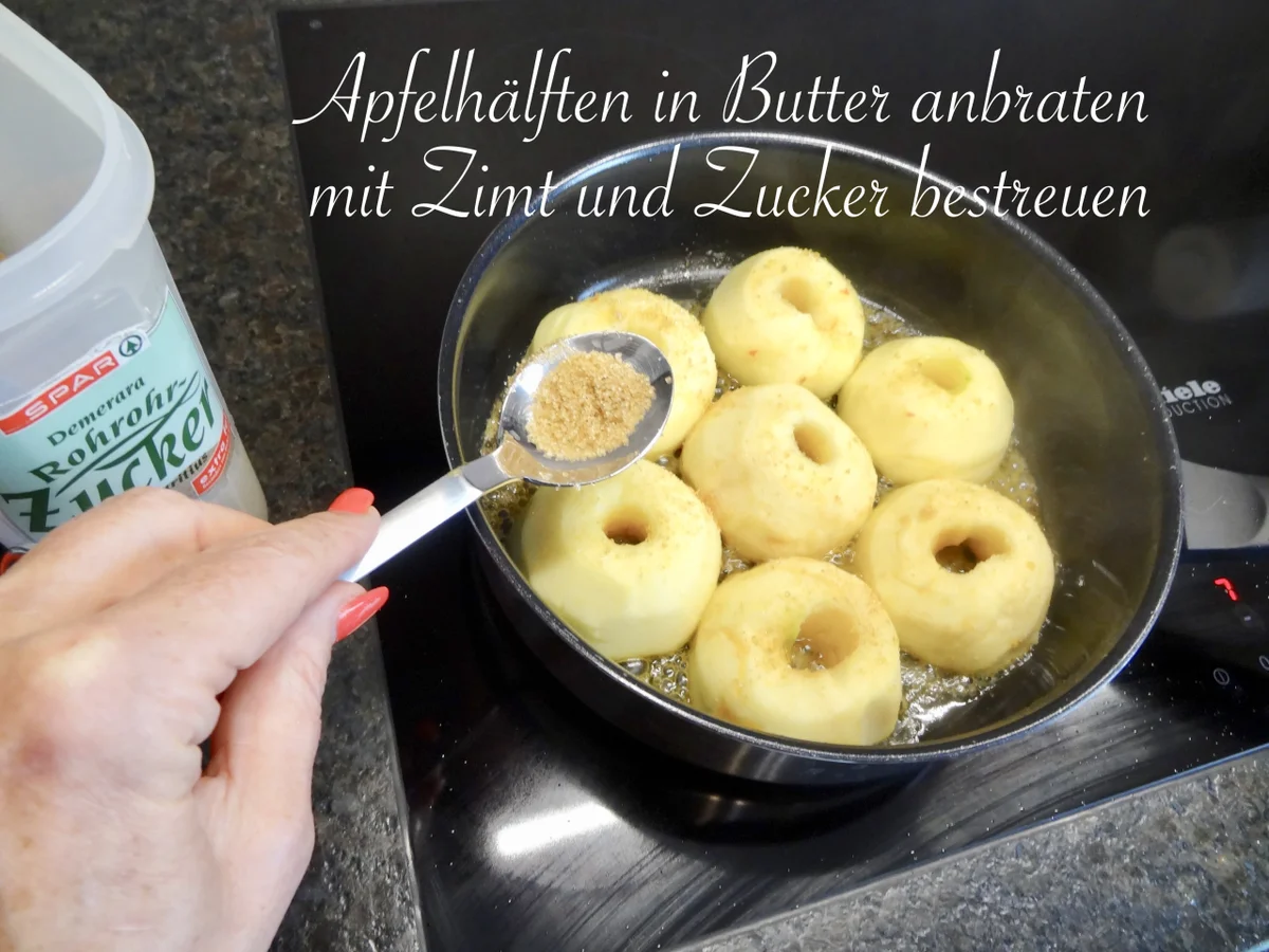 gebratene Apfelhälften serviert mit Frucht- od. Vanillesauce - Rezept - Bild Nr. 8