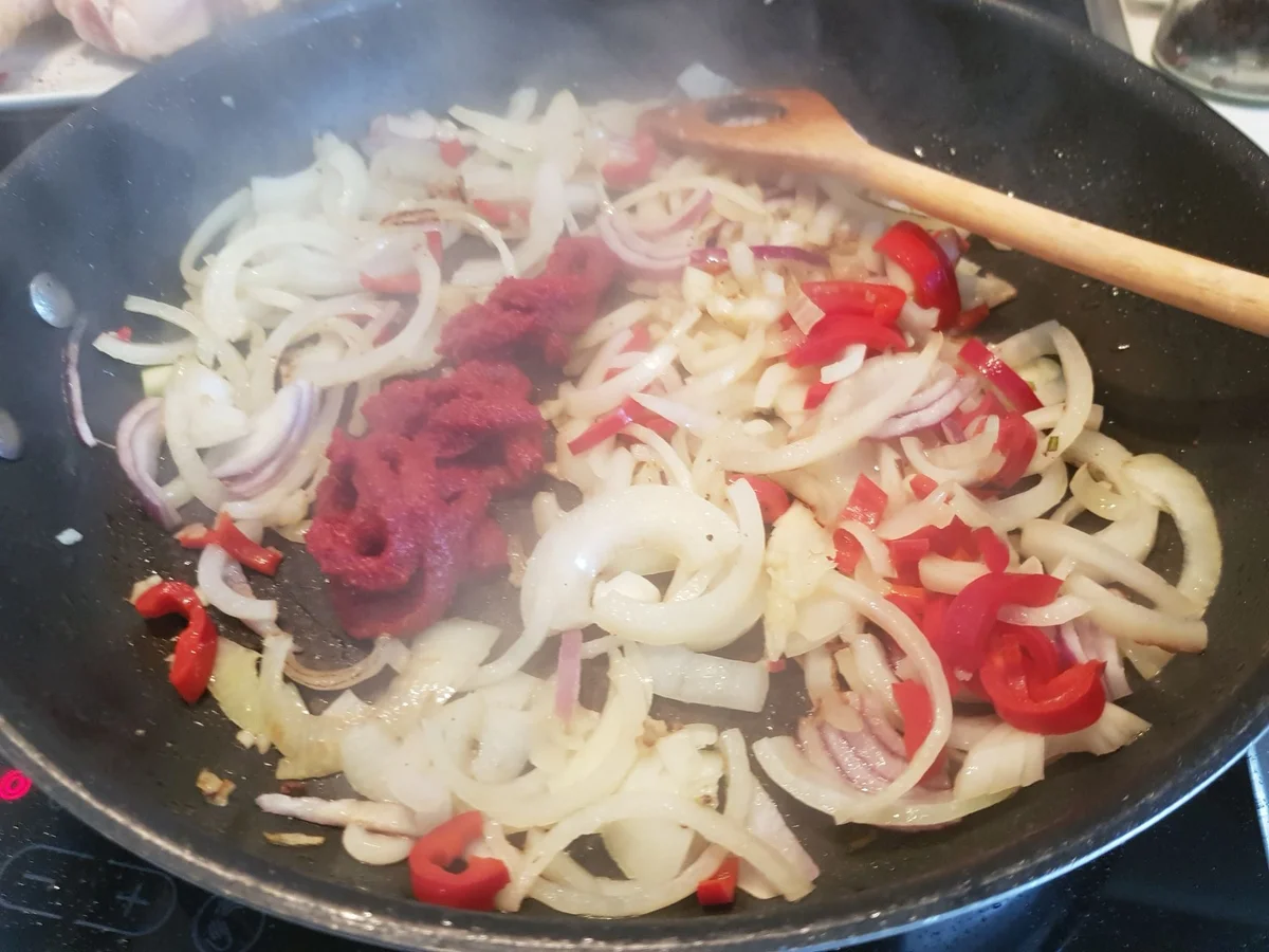 Hähnchenunterschenkel "mediterran" mit Gnocchi und Parmesan - Rezept - Bild Nr. 14337