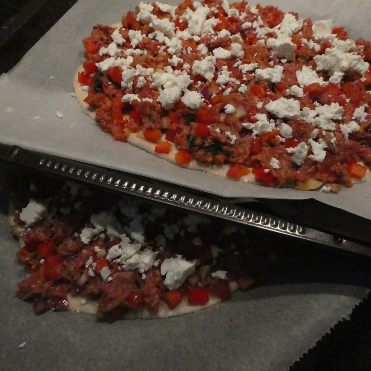 Hackfleisch-Pizza mit Paprika und Tomaten - Rezept - Bild Nr. 14317