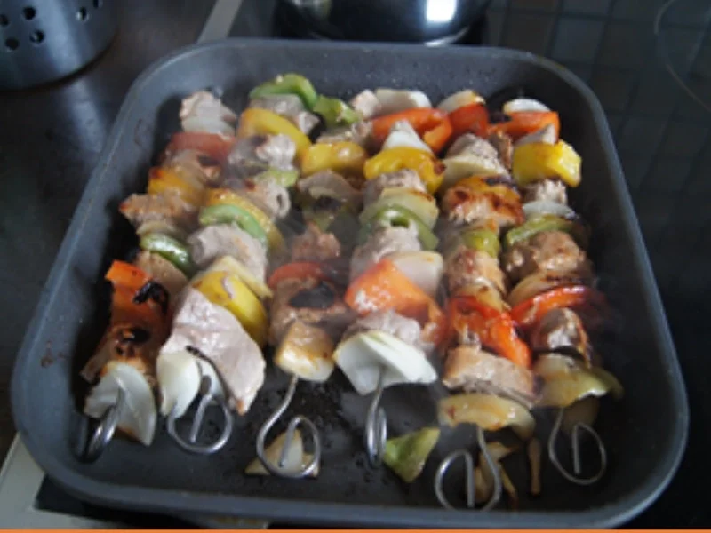Rezept: Schaschlik-Spieß mit würziger Sauce und Basmatireis Bild Nr. 9 Schaschlik-Spieß mit würziger Sauce und Basmatireis - Rezept - Bild Nr. 9