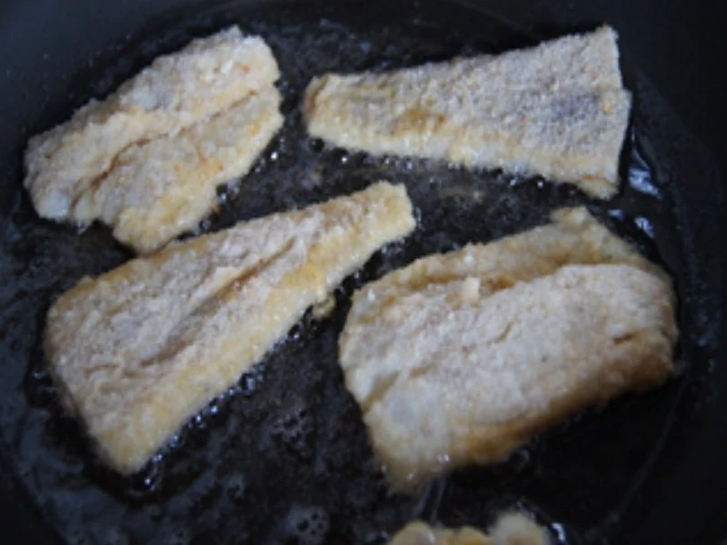 Seelachsfilet mit Möhrenblüten und Kartoffelstampf - Rezept - Bild Nr. 4