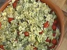 Rezept: Nudelsalat mit Zucchini und Meerrettich Nudelsalat mit Zucchini und Meerrettich - Rezept