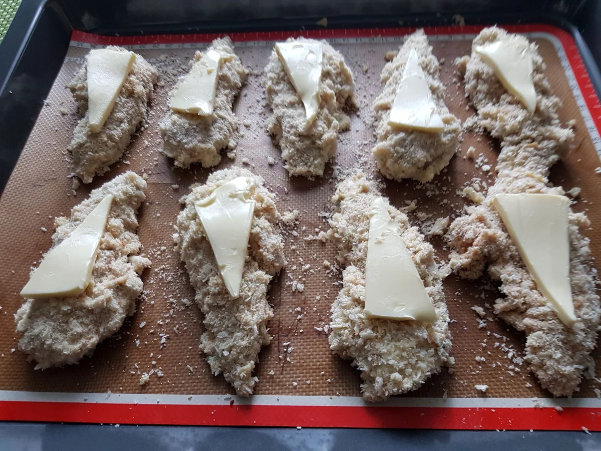 Hähnchenbrust im Joghurt-Panko-Mantel mit Smashed Potatoes und Gurken-Spaghetti - Rezept - Bild Nr. 14315