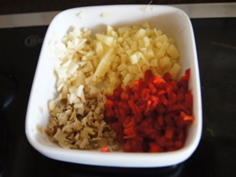 Rindfleischcurry mit Kokosmilch und Basmatireis - Rezept - Bild Nr. 14318