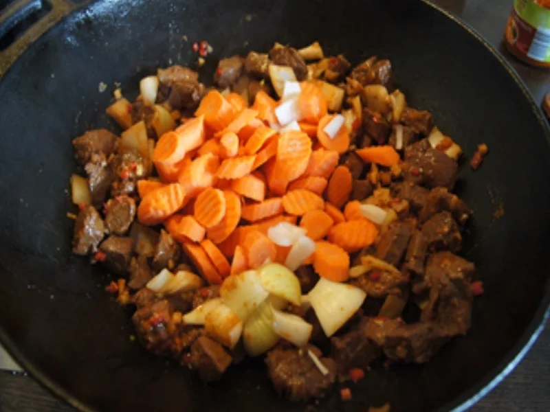 Rindfleischcurry mit Kokosmilch und Basmatireis - Rezept - Bild Nr. 14321