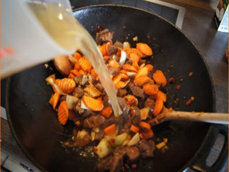 Rindfleischcurry mit Kokosmilch und Basmatireis - Rezept - Bild Nr. 14322