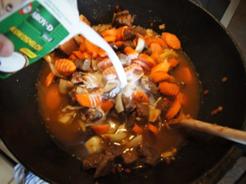 Rindfleischcurry mit Kokosmilch und Basmatireis - Rezept - Bild Nr. 14323