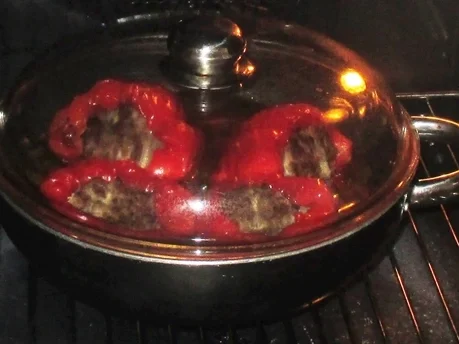 Mutti's gefüllte Paprikaschoten - Rezept - Bild Nr. 14313