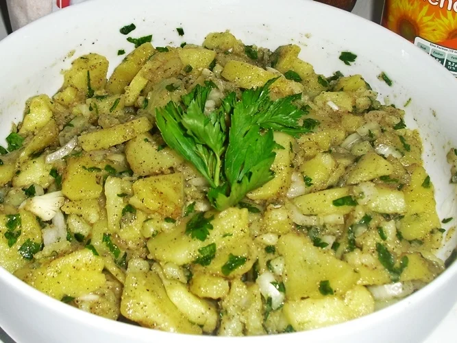 Köfte mit Knoblauch-Kartoffelsalat- kulinarische Weltreise - Rezept - Bild Nr. 14316