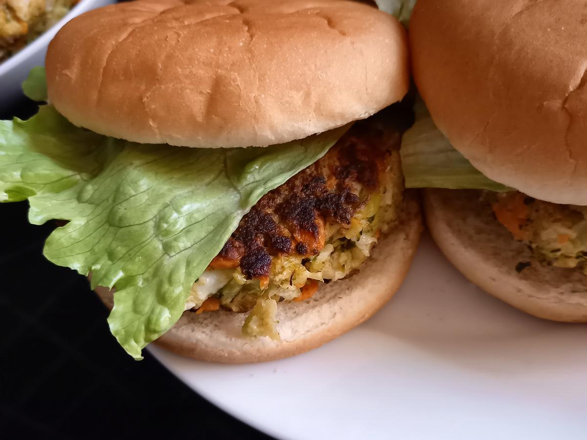 Vegetarische Gemüse Burger Frikadellen - Rezept - kochbar.de