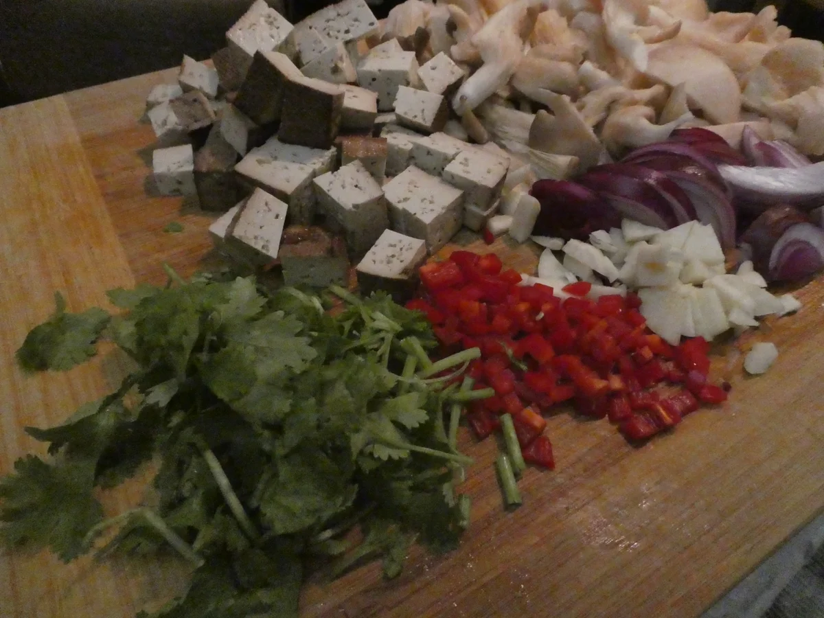 Asia-Nudelsuppe mit Tofu - Rezept - Bild Nr. 14317