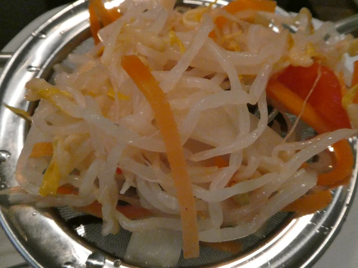 Asia-Nudelsuppe mit Tofu - Rezept - Bild Nr. 14318