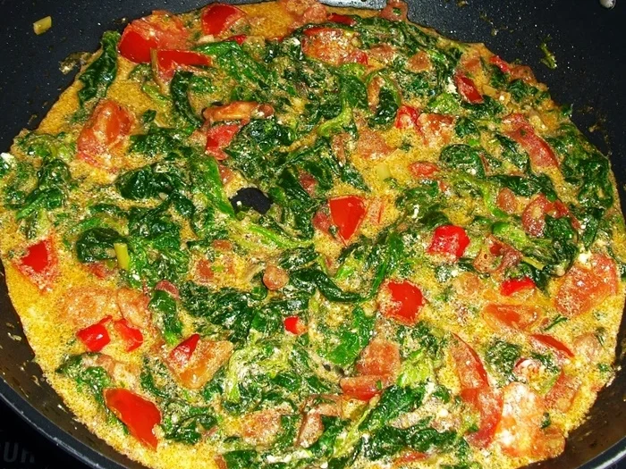 Rezept: Scharfe Spinatzubereitung auf Pasta Bild Nr. 14325 Scharfe Spinatzubereitung auf Pasta - Rezept - Bild Nr. 14325