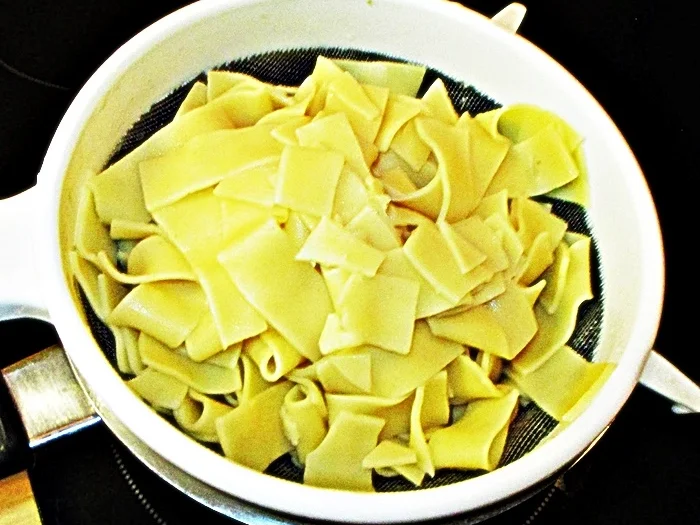 Rezept: Scharfe Spinatzubereitung auf Pasta Bild Nr. 14327 Scharfe Spinatzubereitung auf Pasta - Rezept - Bild Nr. 14327