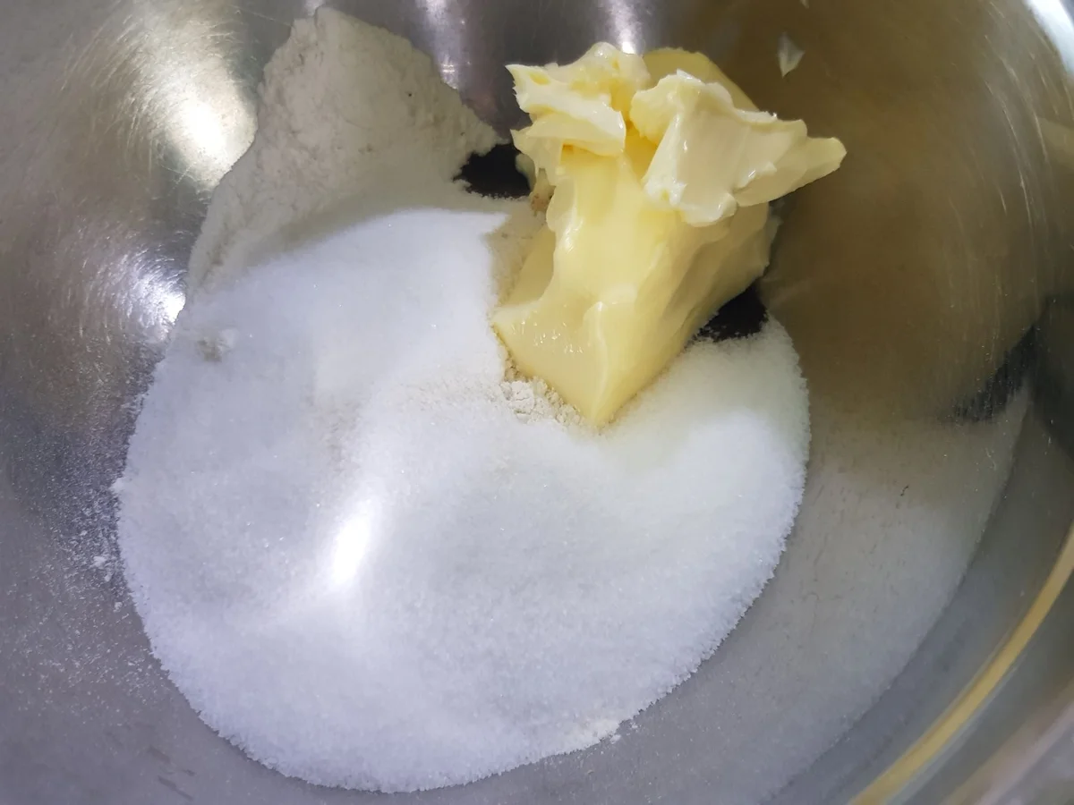 Rezept: Birnenkuchen mit Schoko-Mascarpone-Füllung Bild Nr. 14323 Birnenkuchen mit Schoko-Mascarpone-Füllung - Rezept - Bild Nr. 14323