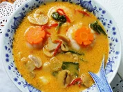 Süß-sauer-scharfe Kokossuppe mit Garnelen und Pilzen - Rezept - Bild Nr. 14318