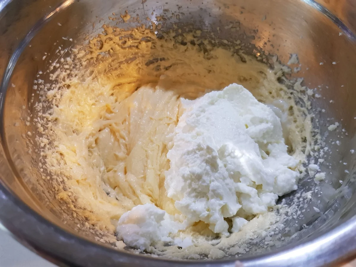 Quark-"Gugelhüpfer" mit Fruchtkern - Rezept - Bild Nr. 14339